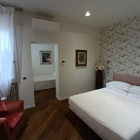 Bed and Breakfast Ecocentrico Ραβένα
